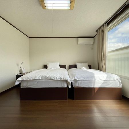 Mountain View Lodge Furano Bagian luar foto